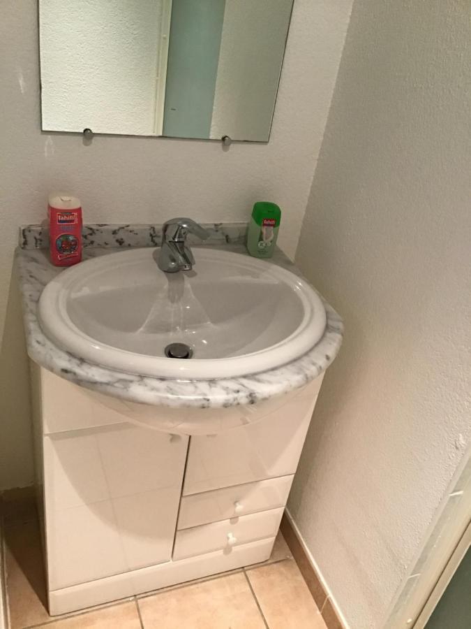 Appartement 3 Min A Pied Du Centre D'Uzes Parking Piscine Buitenkant foto