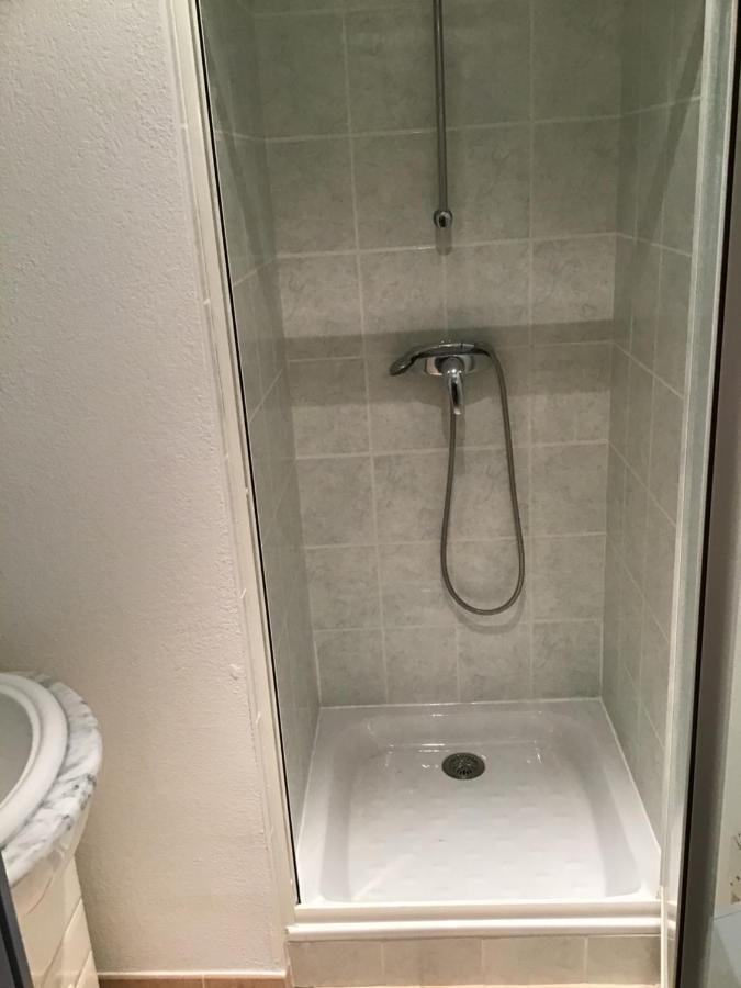 Appartement 3 Min A Pied Du Centre D'Uzes Parking Piscine Buitenkant foto