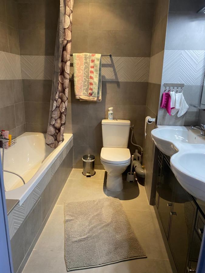 Appartement 3 Min A Pied Du Centre D'Uzes Parking Piscine Buitenkant foto